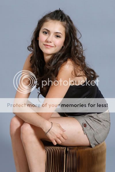 kinopoiskru-Nina-Dobrev-955728.jpg